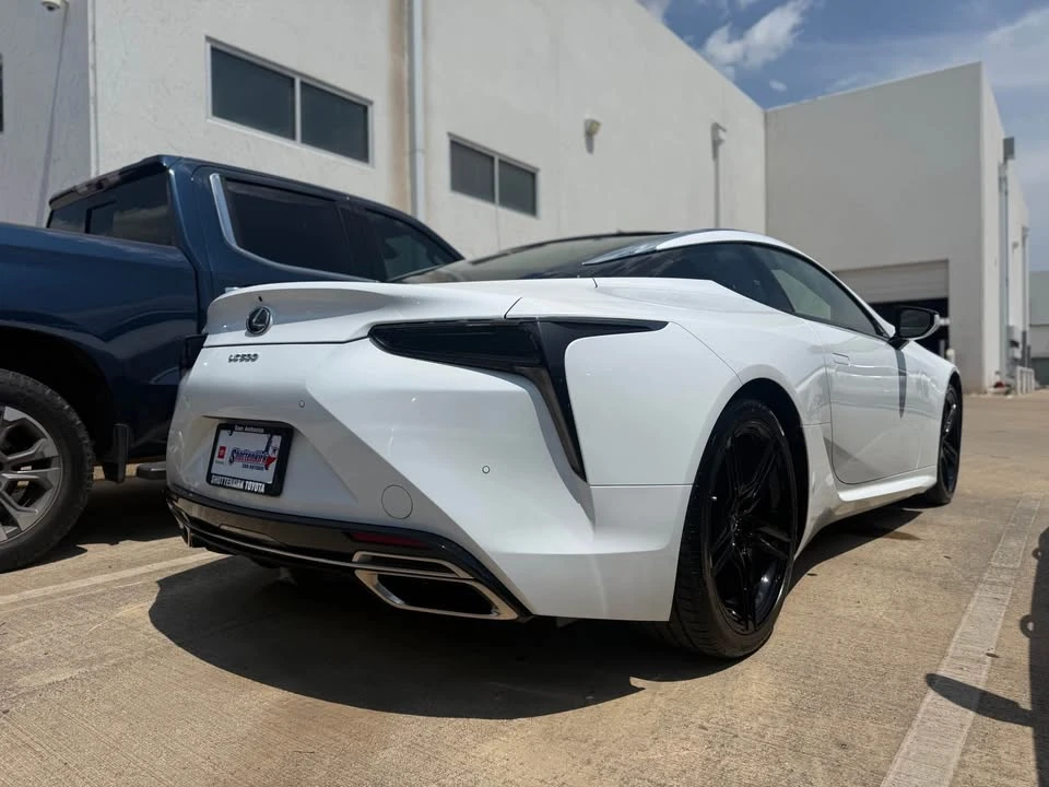2022 Lexus LC - Image 15 of 15