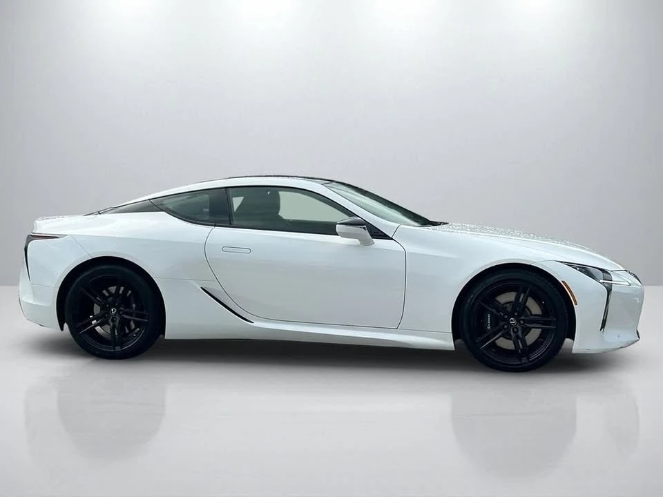 2022 Lexus LC - Image 2 of 11