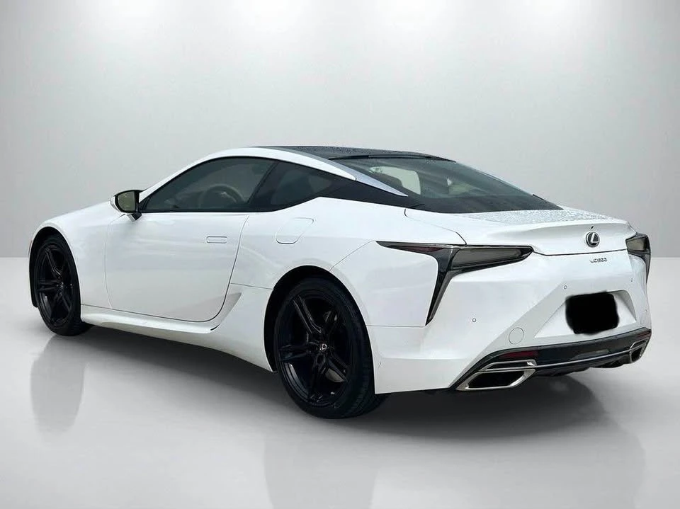 2022 Lexus LC - Image 4 of 8