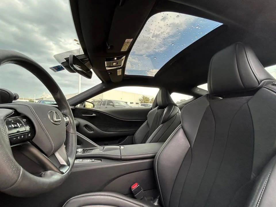 2022 Lexus LC - Image 6 of 8