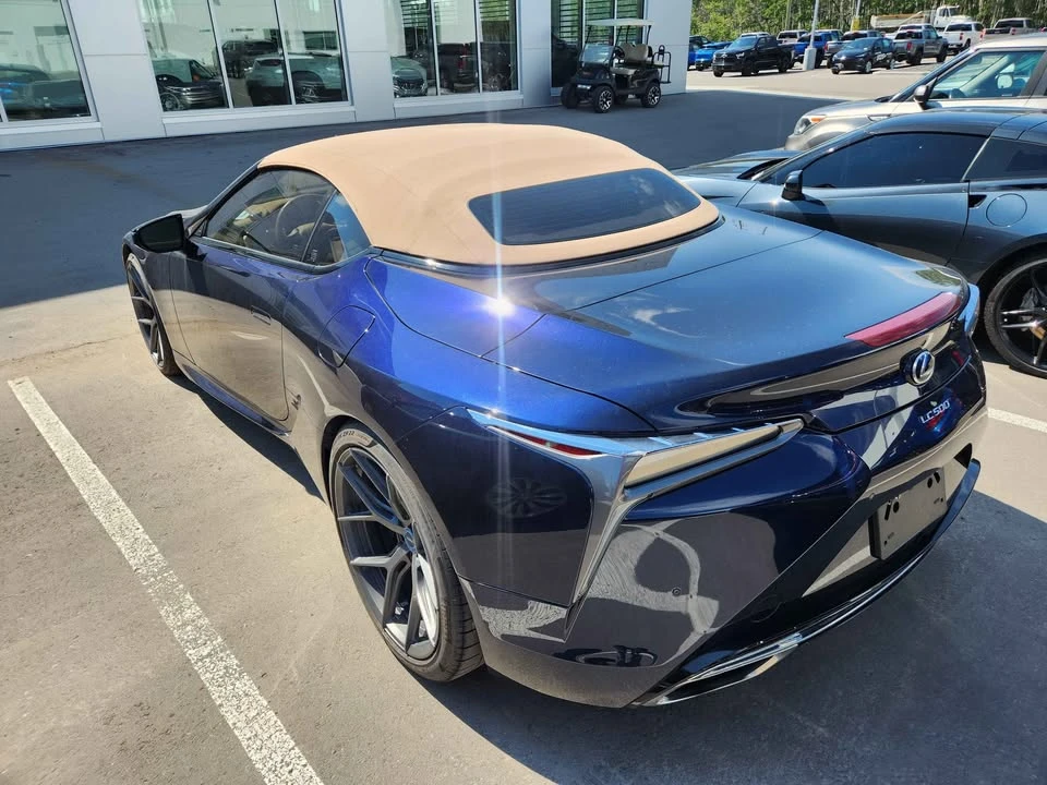2022 Lexus LC - Image 4 of 9