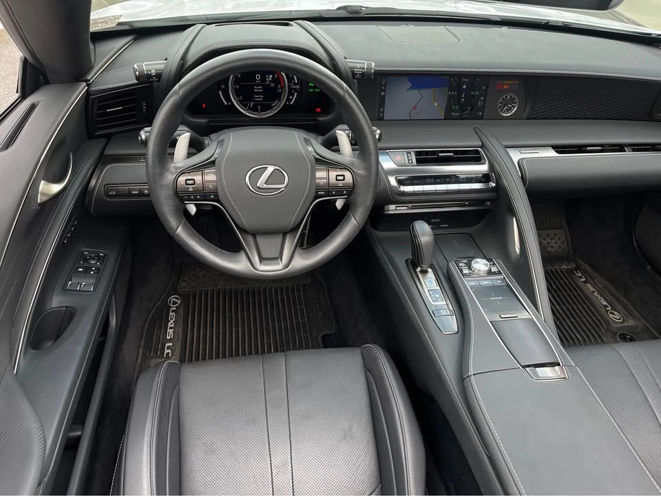 2022 Lexus LC - Image 5 of 15
