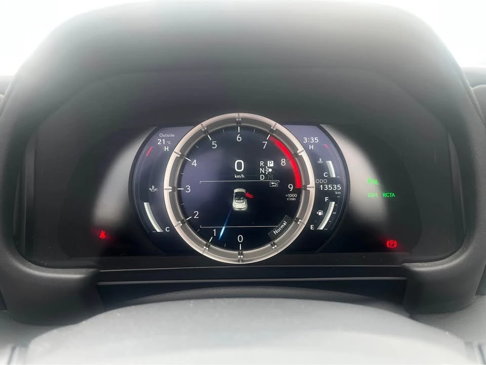 2022 Lexus LC - Image 6 of 15