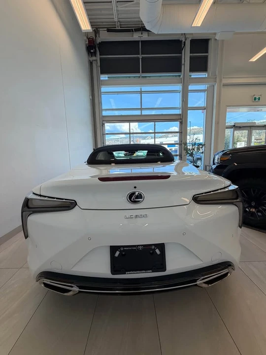 2022 Lexus LC - Image 3 of 14