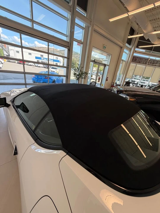 2022 Lexus LC - Image 11 of 14