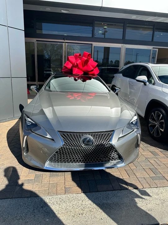 2022 Lexus LC - Image 3 of 21