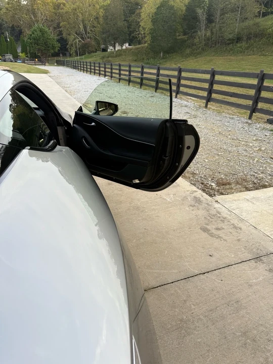 2022 Lexus LC - Image 15 of 21
