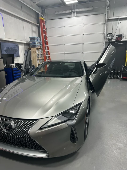 2022 Lexus LC - Image 4 of 21
