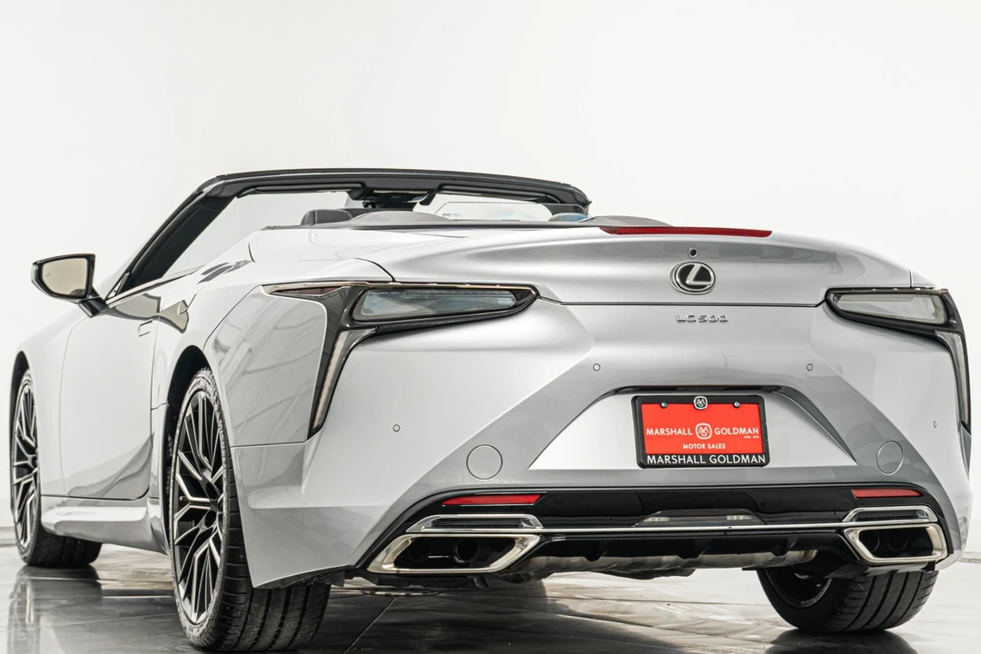 2022 Lexus LC - Image 7 of 21