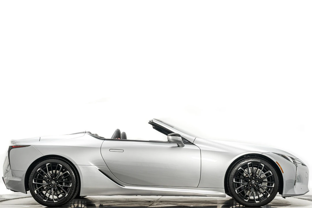 2022 Lexus LC - Image 2 of 21