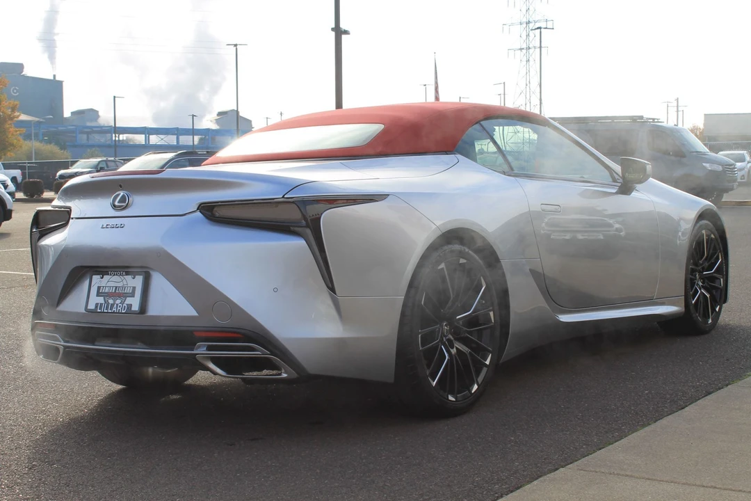 2022 Lexus LC - Image 5 of 31