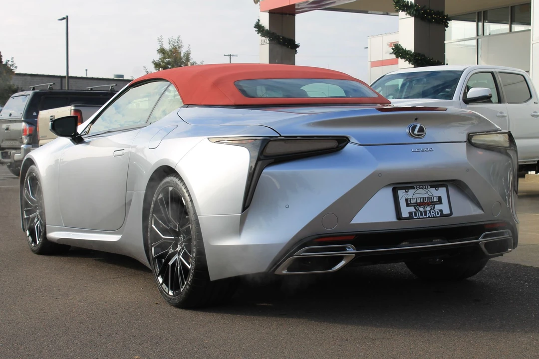 2022 Lexus LC - Image 6 of 31