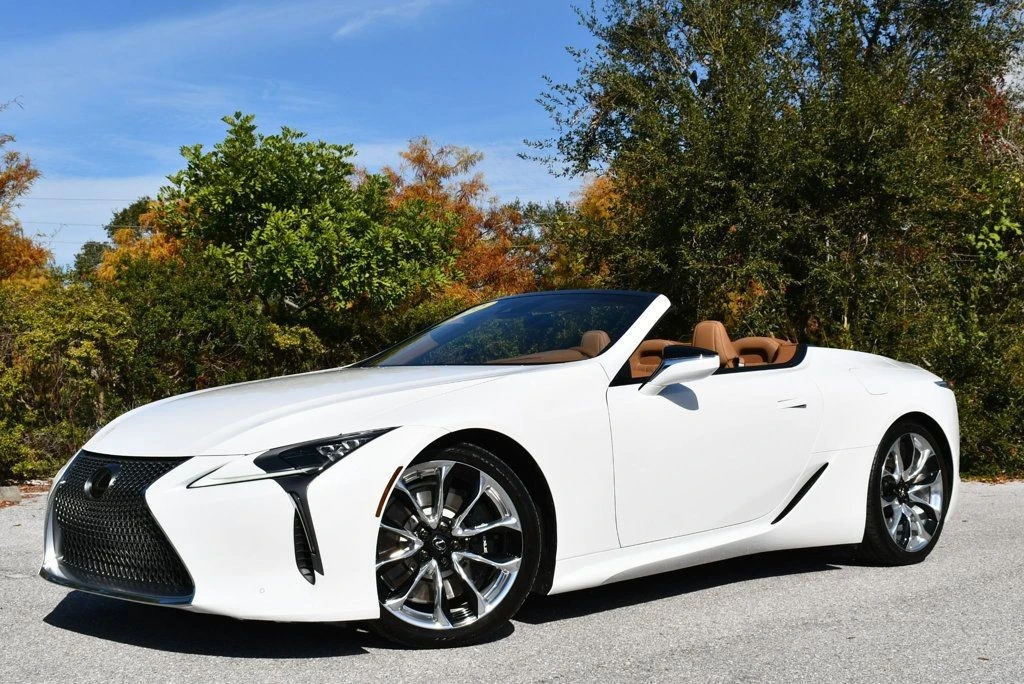 2022 Lexus LC - Image 20 of 21