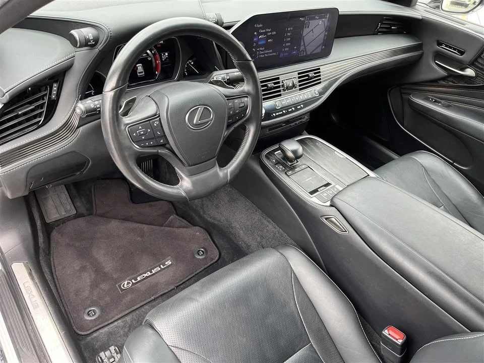2022 Lexus LS 5th Gen - Image 14 of 20