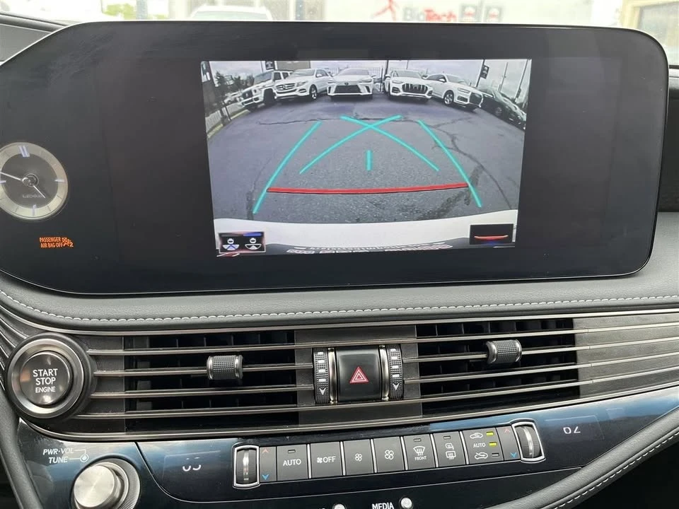 2022 Lexus LS 5th Gen - Image 19 of 20