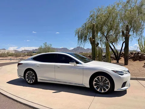2022 Lexus LS 500