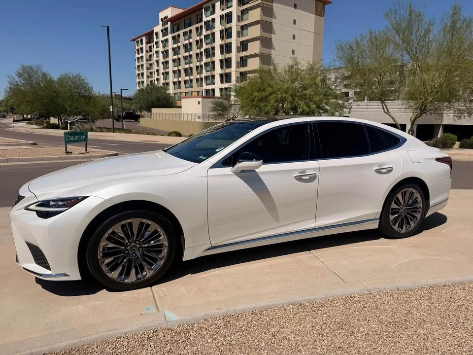 2022 Lexus LS 5th Gen - Image 2 of 11