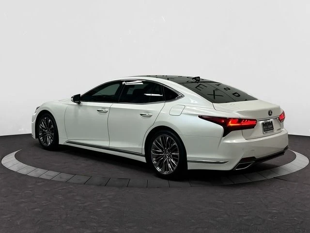 2022 Lexus LS 5th Gen - Image 7 of 20