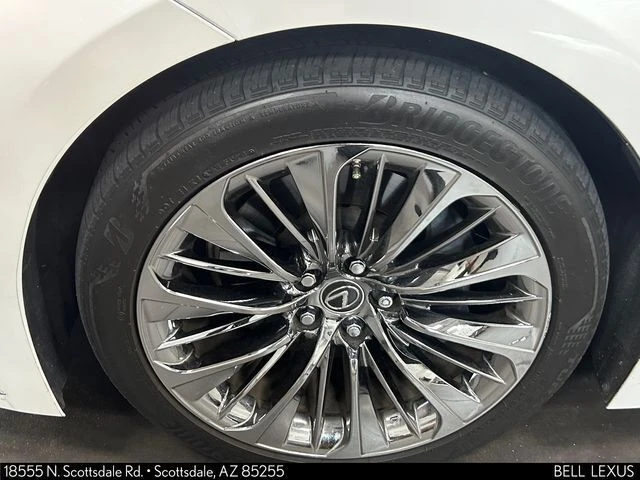 2022 Lexus LS 5th Gen - Image 10 of 20