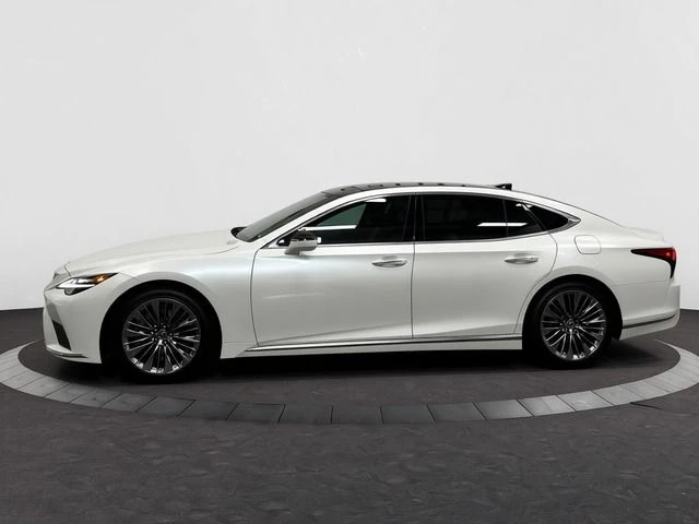 2022 Lexus LS 5th Gen - Image 8 of 20