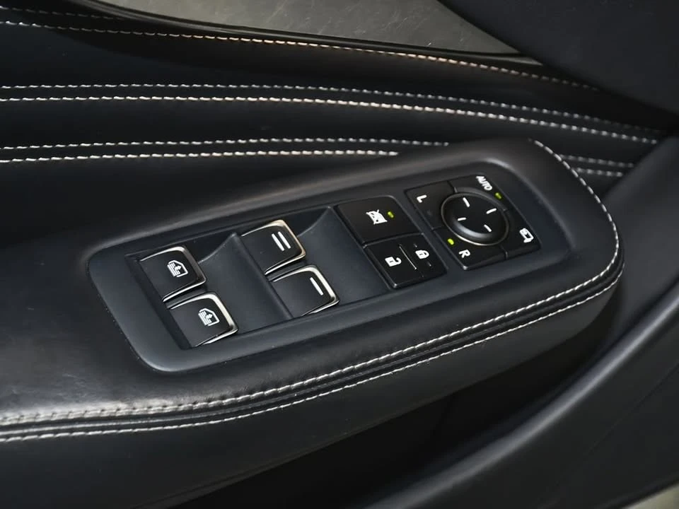 2022 Lexus LS 5th Gen - Image 7 of 17