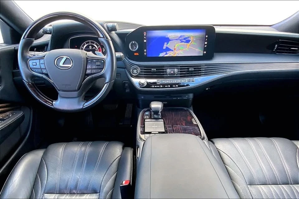 2022 Lexus LS 5th Gen - Image 10 of 20