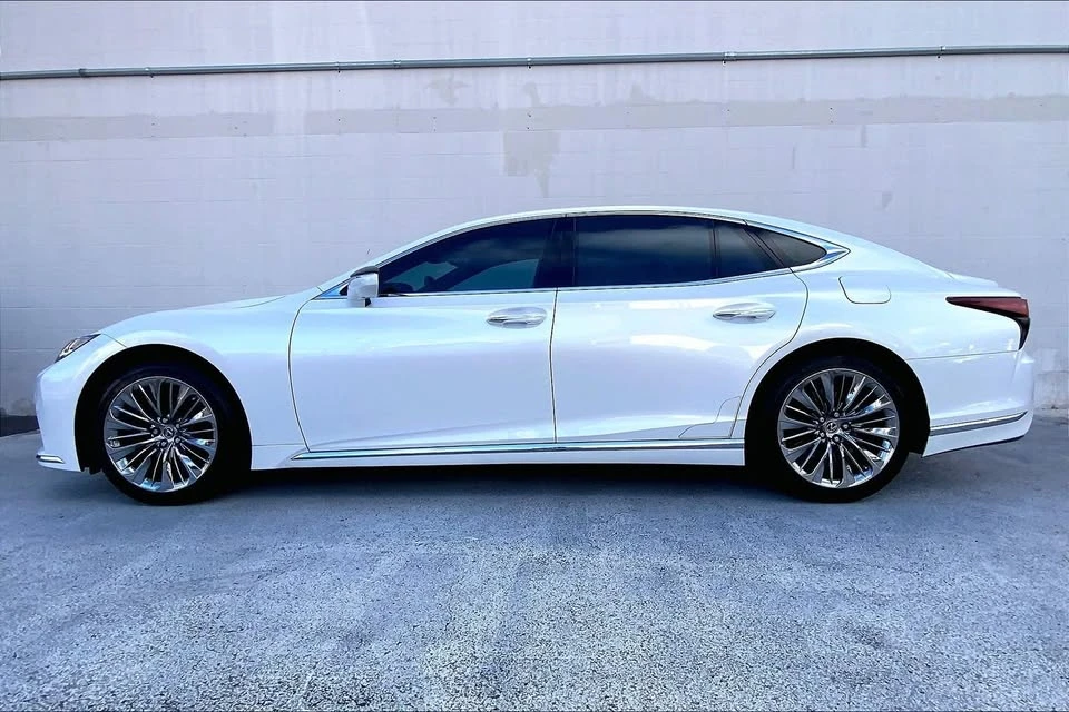 2022 Lexus LS 5th Gen - Image 3 of 20