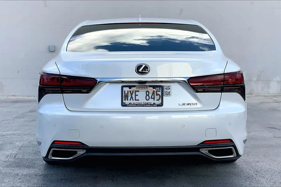 2022 Lexus LS 5th Gen - Image 5 of 20