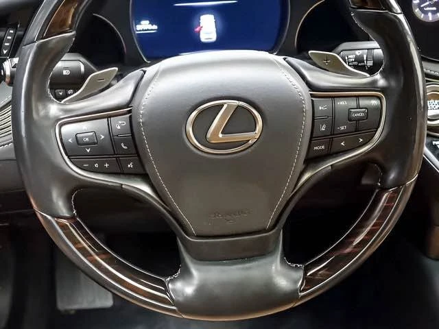 2022 Lexus LS 5th Gen - Image 9 of 17