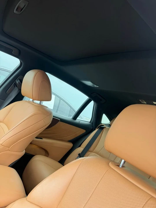 2022 Lexus LS 5th Gen - Image 4 of 7