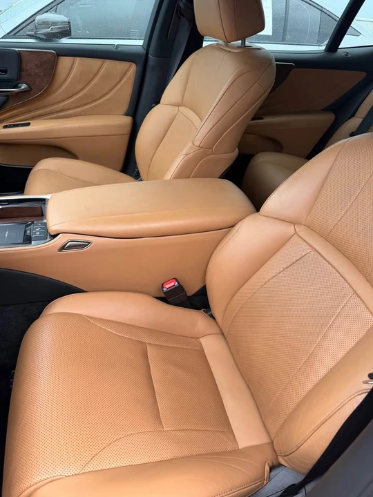2022 Lexus LS 5th Gen - Image 3 of 7