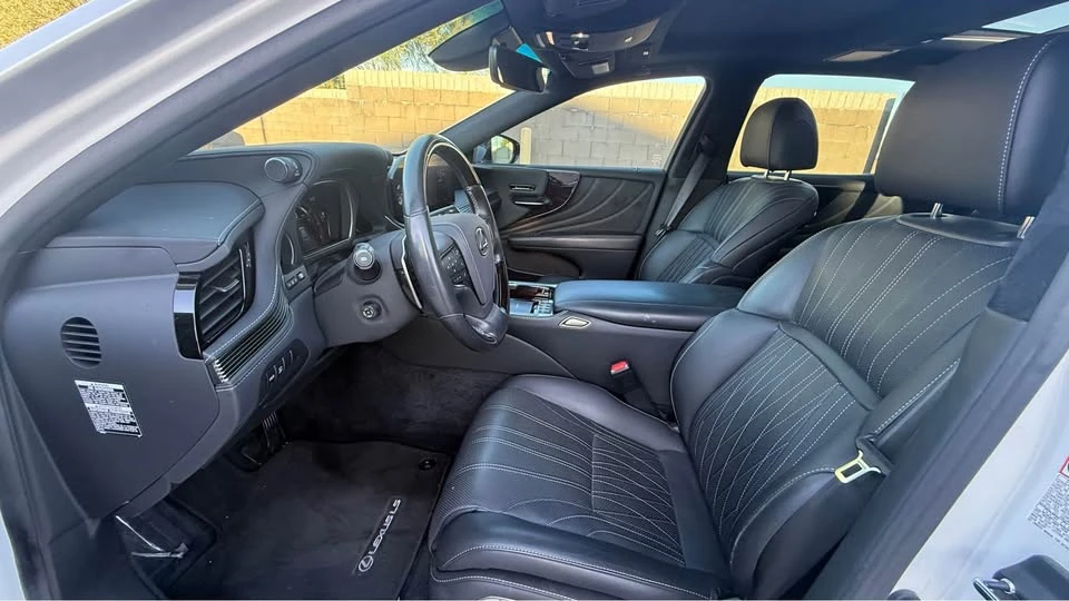 2022 Lexus LS 5th Gen - Image 8 of 15