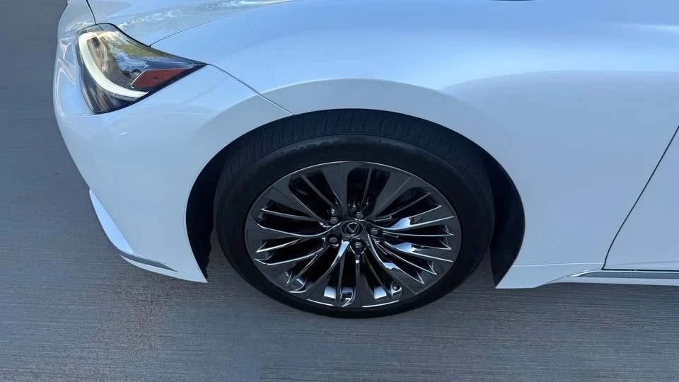 2022 Lexus LS 5th Gen - Image 3 of 15