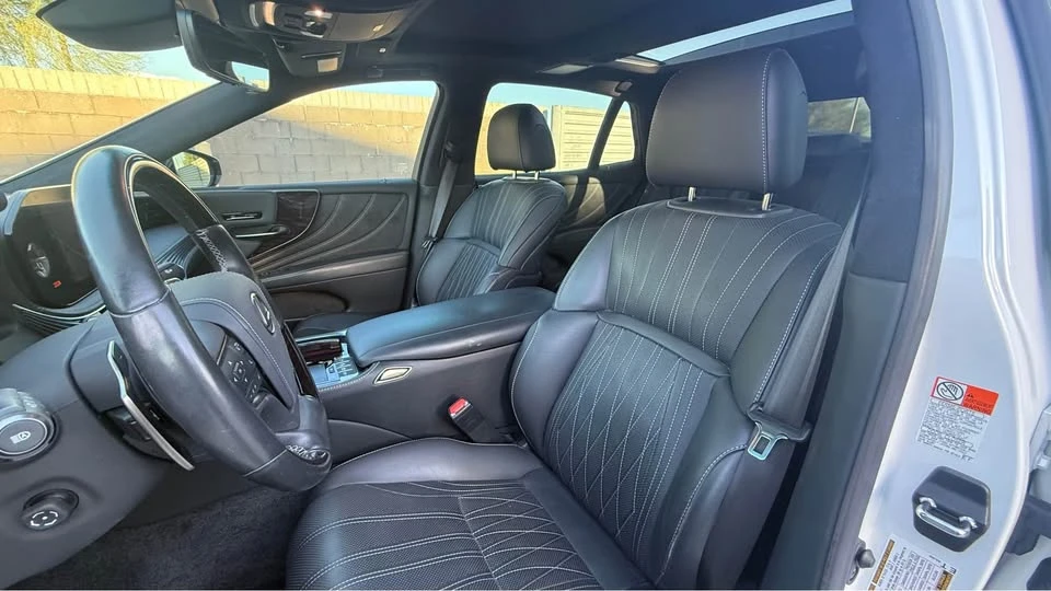 2022 Lexus LS 5th Gen - Image 9 of 15