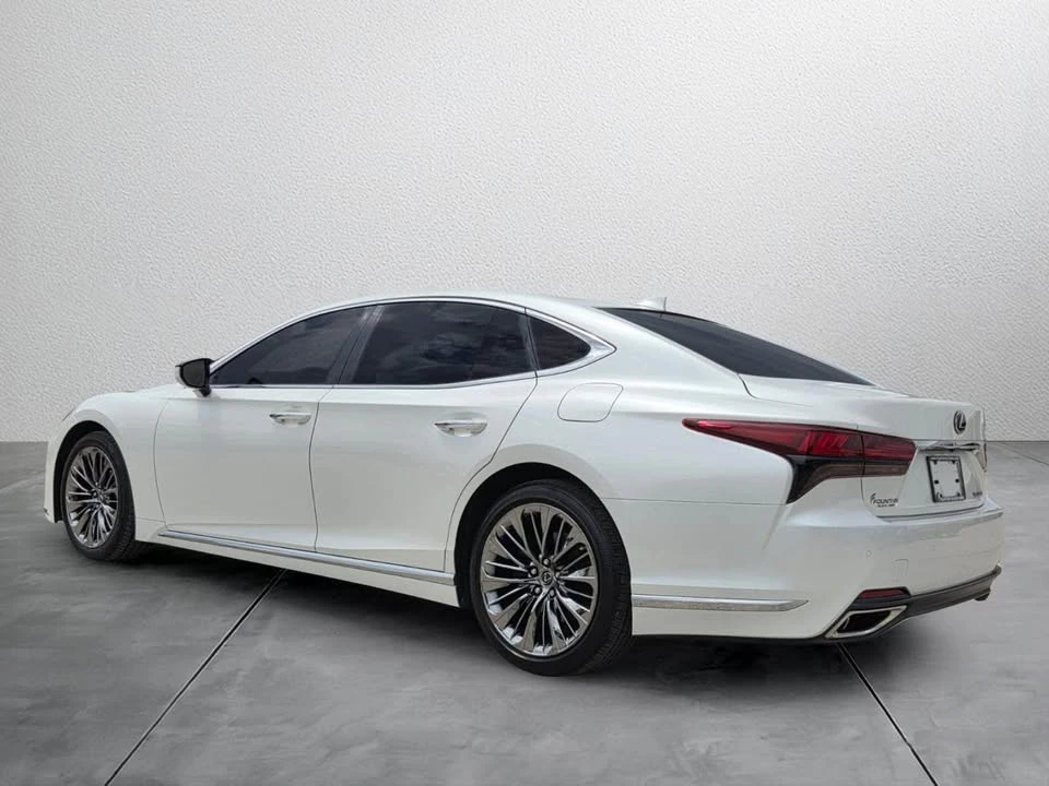 2022 Lexus LS 5th Gen - Image 4 of 10