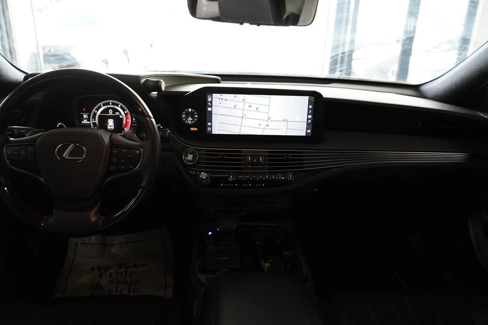 2022 Lexus LS 5th Gen - Image 10 of 20