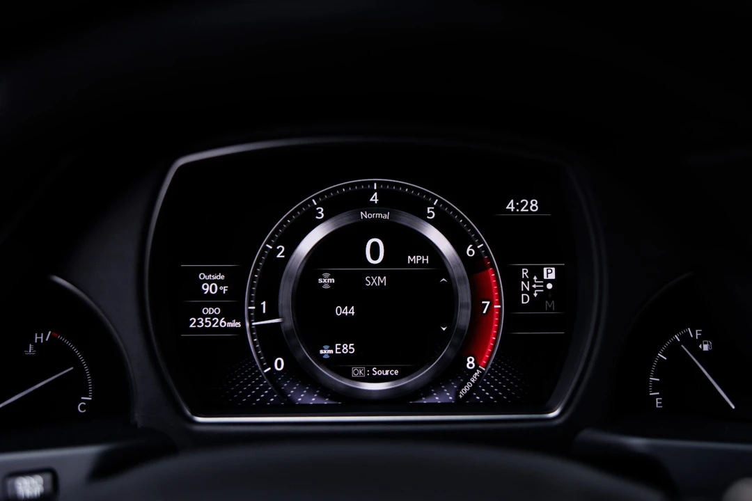 2022 Lexus LS 5th Gen - Image 15 of 31