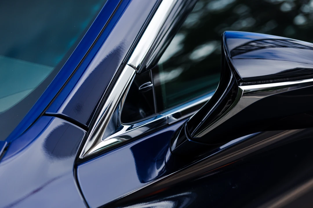 2022 Lexus LS 5th Gen - Image 23 of 31