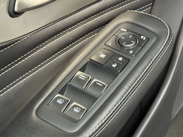 2022 Lexus LS 5th Gen - Image 21 of 31