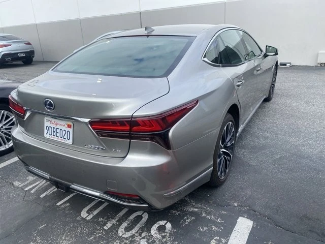 2022 Lexus LS 5th Gen - Image 3 of 17