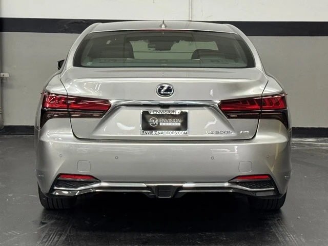 2022 Lexus LS 5th Gen - Image 11 of 31