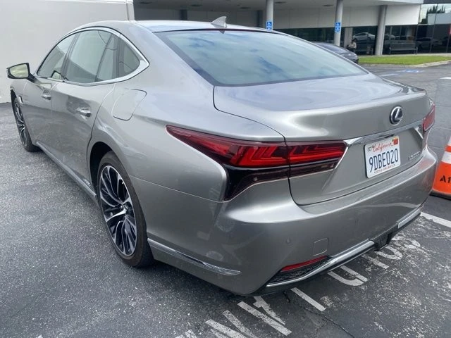 2022 Lexus LS 5th Gen - Image 5 of 17