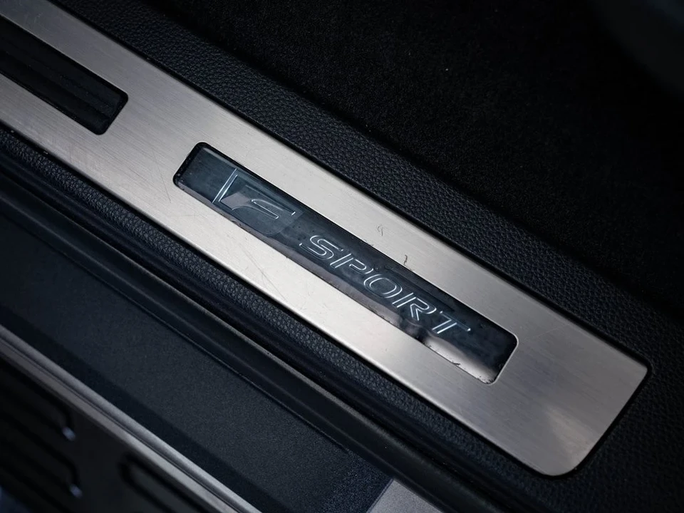 2022 Lexus LX 4th Gen - Image 19 of 21
