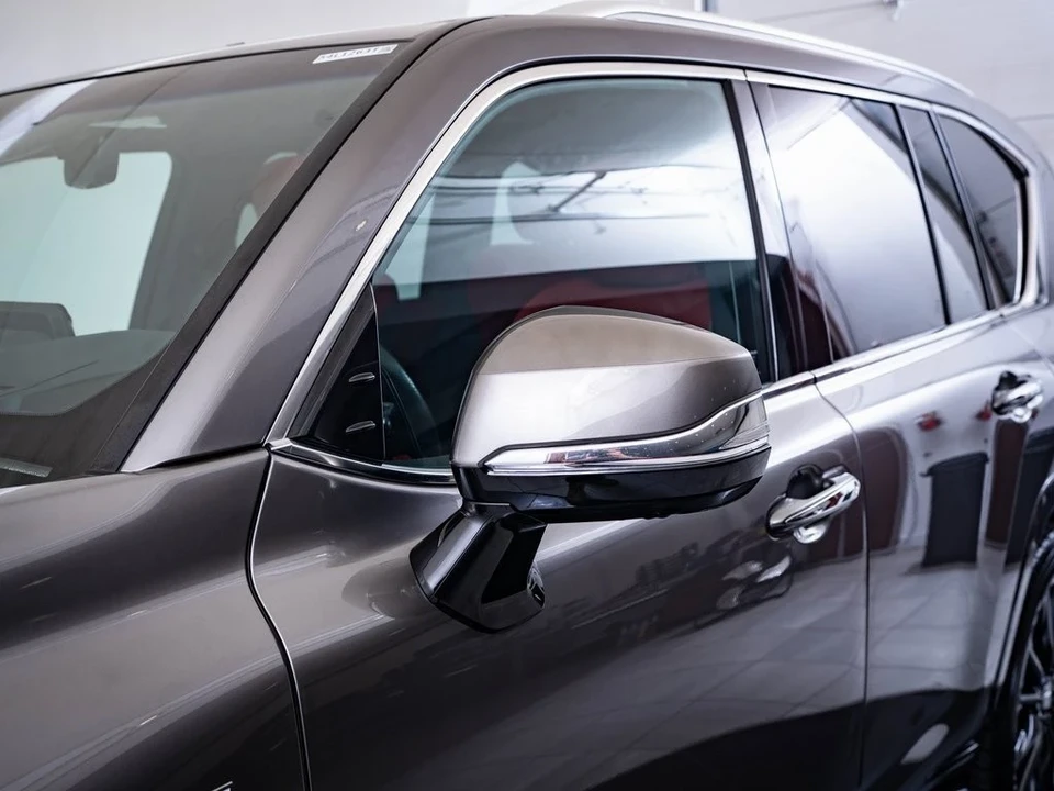 2022 Lexus LX 4th Gen - Image 17 of 21