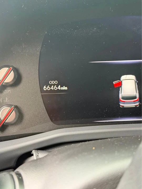 2022 Lexus LX 4th Gen - Image 4 of 8
