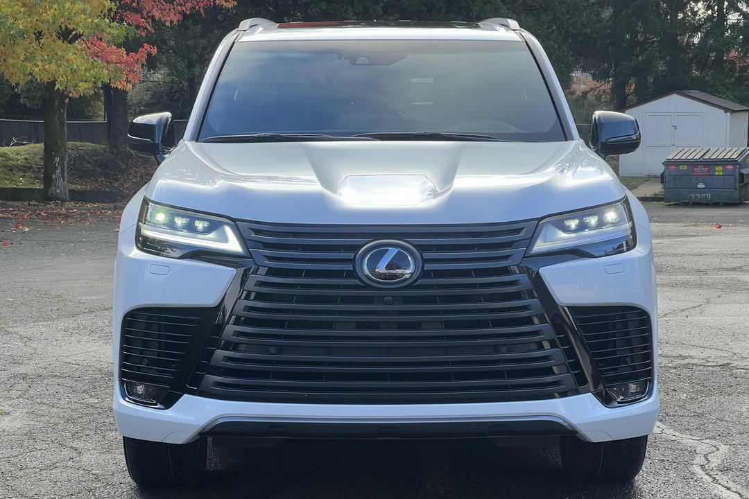 2022 Lexus LX 4th Gen - Image 2 of 31