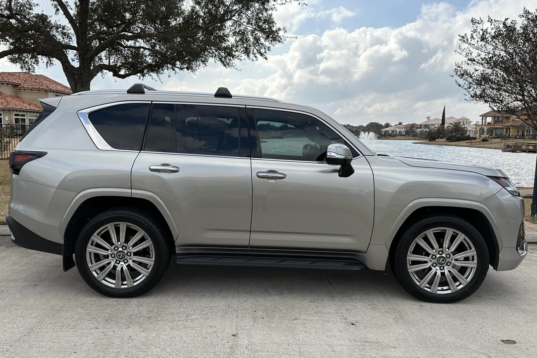 2022 Lexus LX 4th Gen - Image 3 of 31