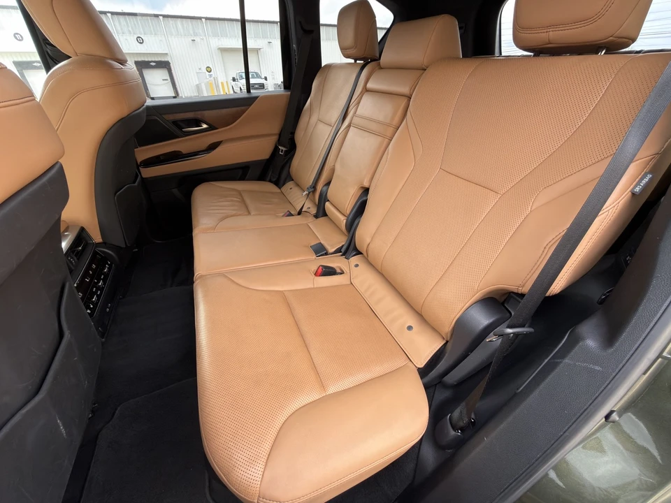 2022 Lexus LX 4th Gen - Image 16 of 21