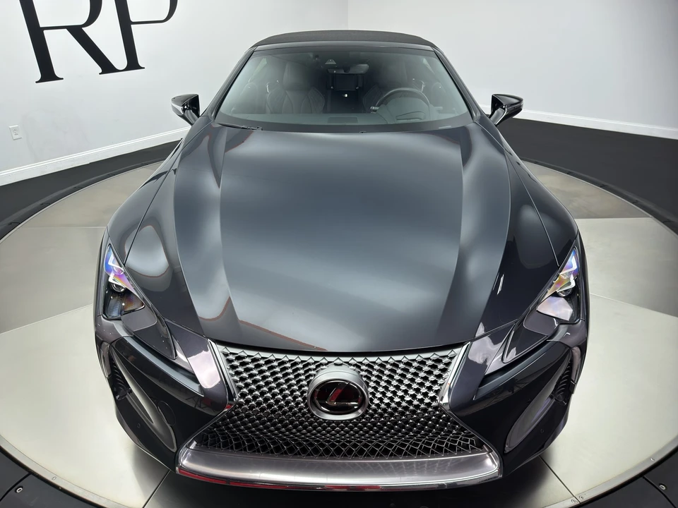 2022 Lexus LC - Image 17 of 22