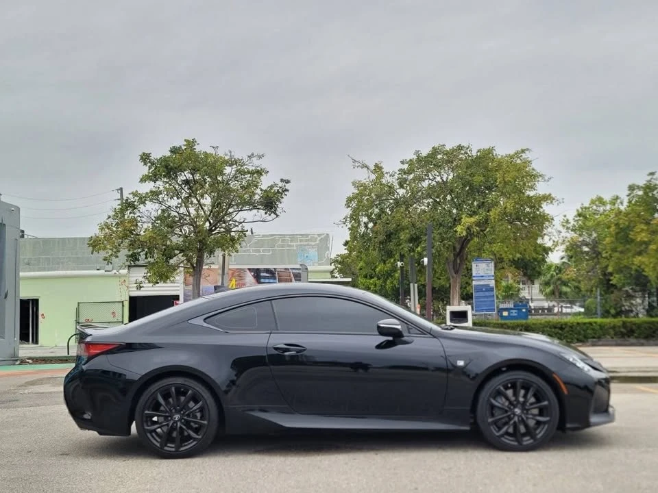 2022 Lexus RC - Image 5 of 20